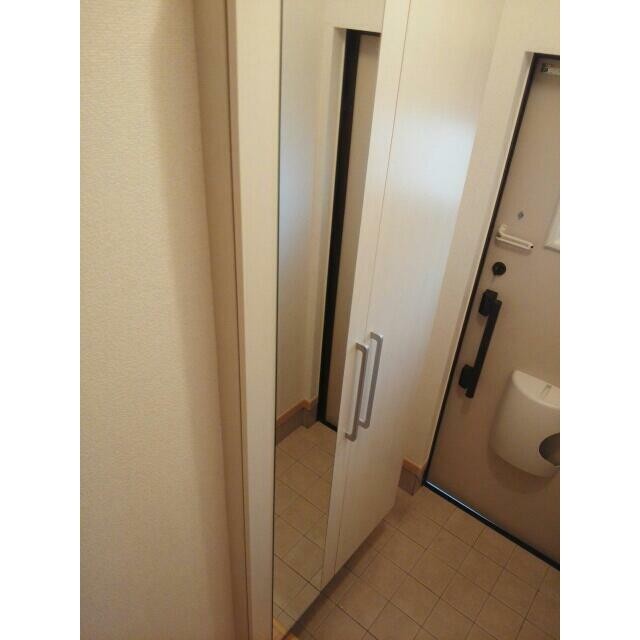 (玄関)