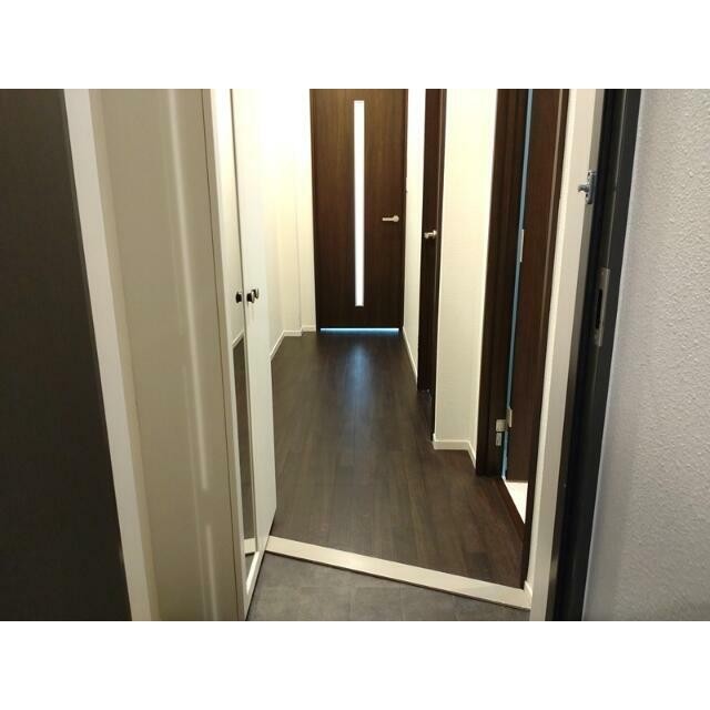 (玄関)