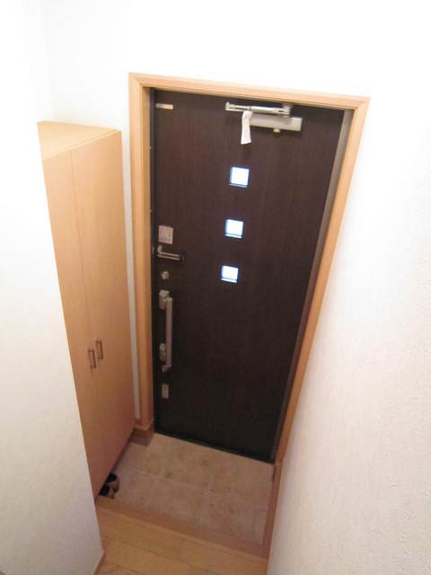 (玄関)