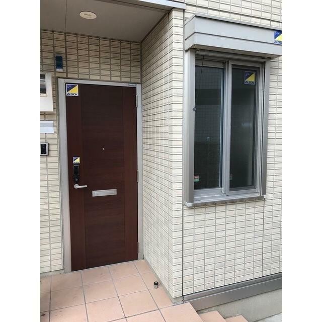 (玄関)