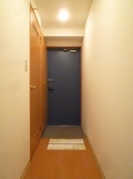 (玄関)