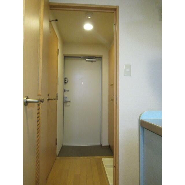 ※同仕様写真含む(玄関)