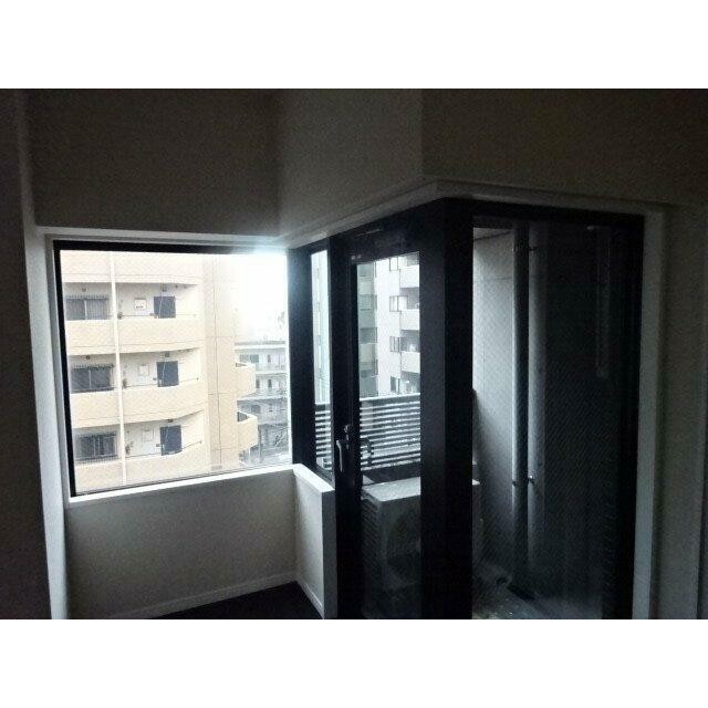 (居間)