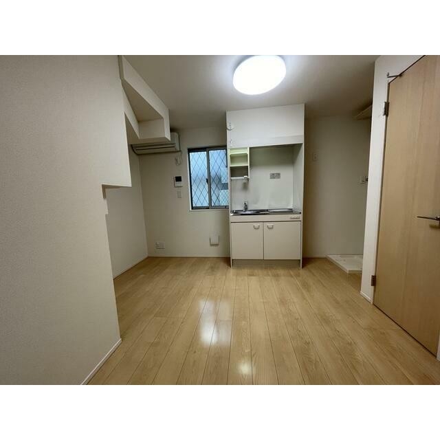 (居間)