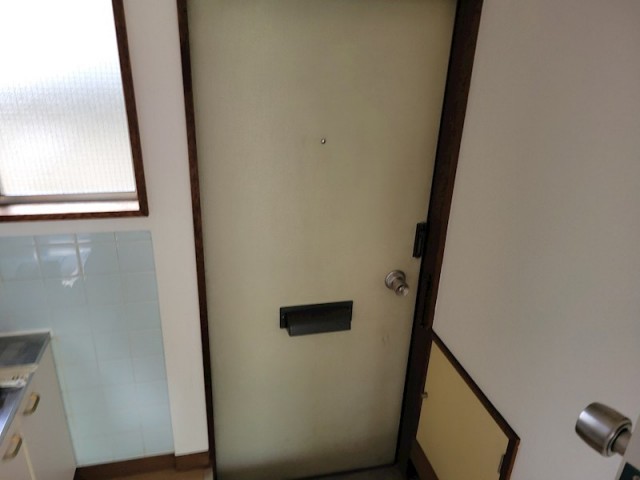 (玄関)