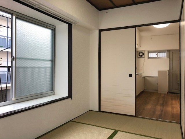 (居間)