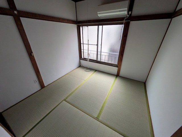 (居間)