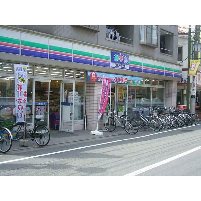 スリーエフ（180m）(周辺)