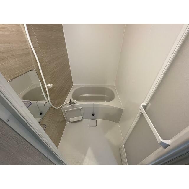 同間取り別住戸の写真です(風呂)