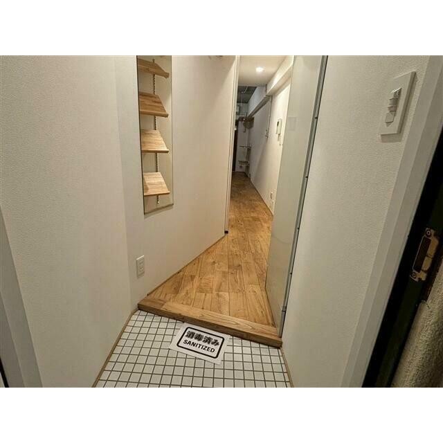 (玄関)