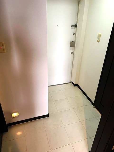 (玄関)