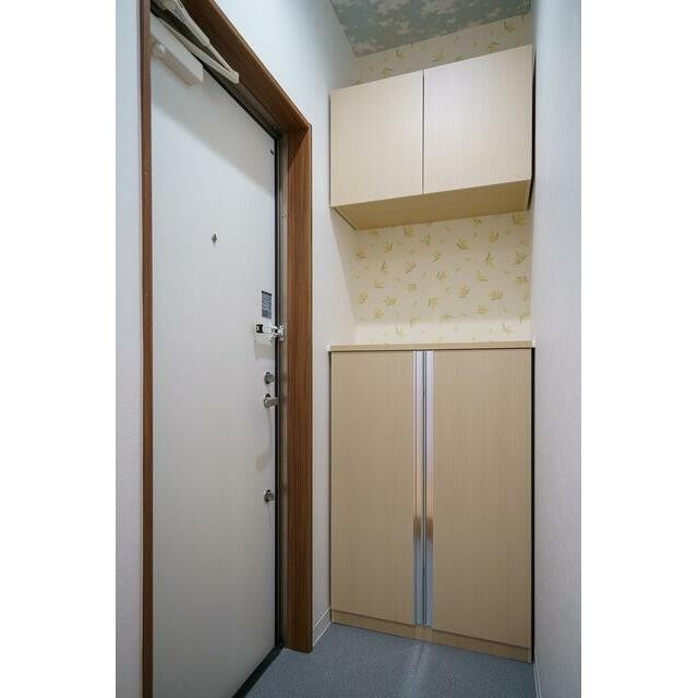 (玄関)