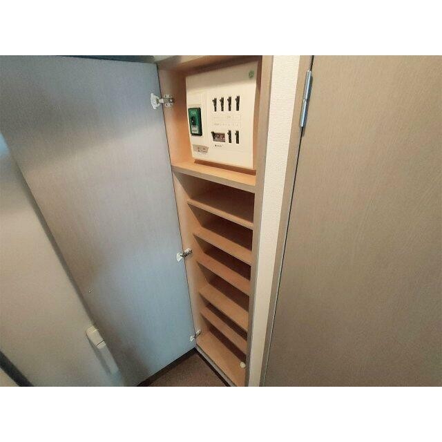 (玄関)