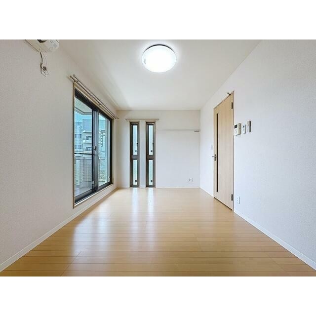 (居間)