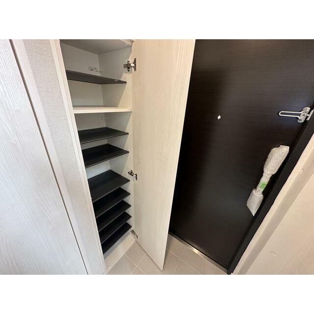 (玄関)