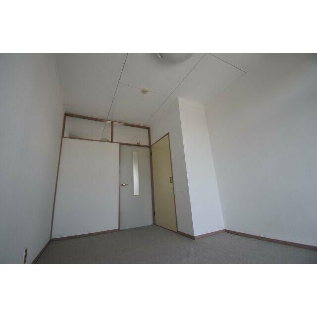 (居間)
