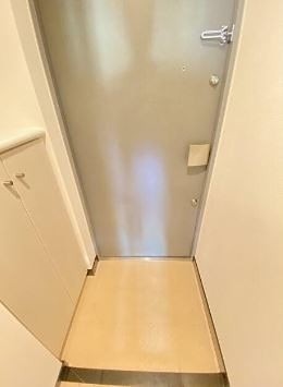 ※同仕様写真(玄関)