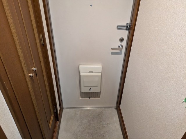 (玄関)