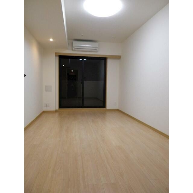 (居間)