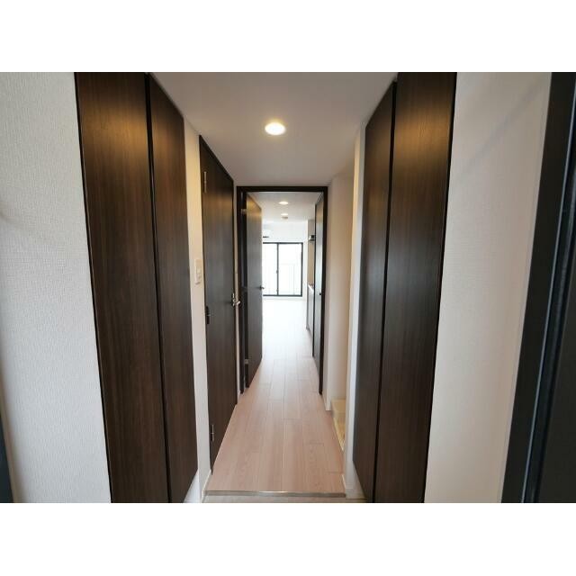 (玄関)