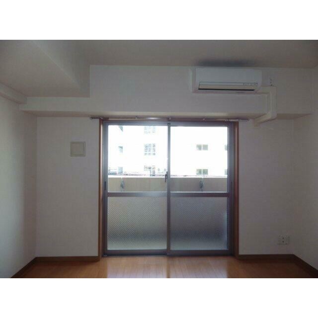 ※同仕様写真含む(居間)