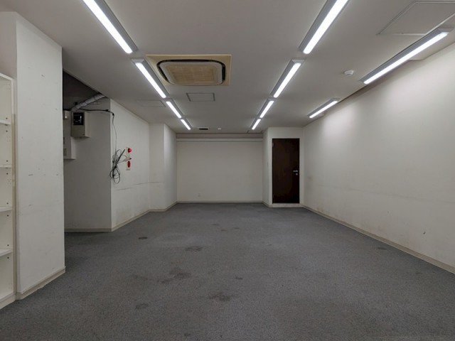 (居間)