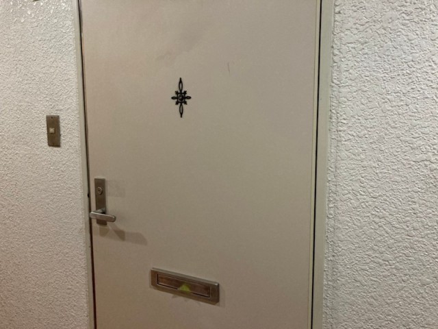 (玄関)