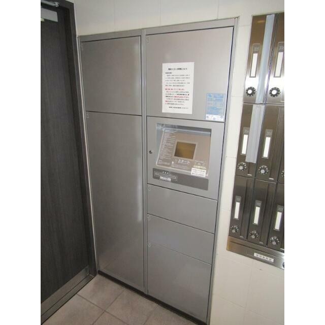 宅配ボックス