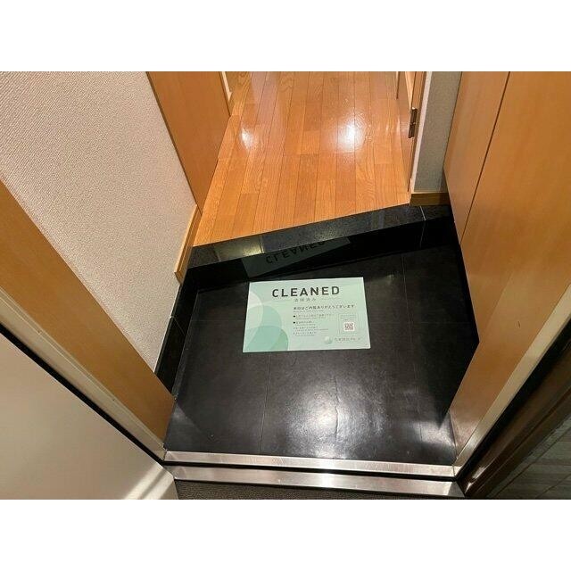 (玄関)