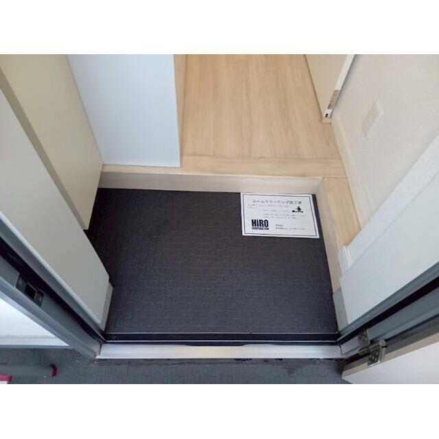 (玄関)