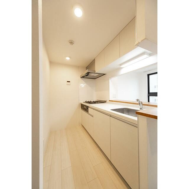 ※写真は同タイプ住戸です。(キッチン)