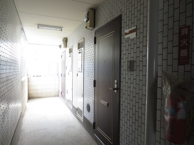 (居間)