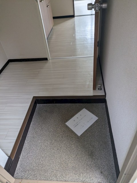 (玄関)