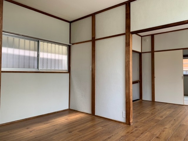 (居間)