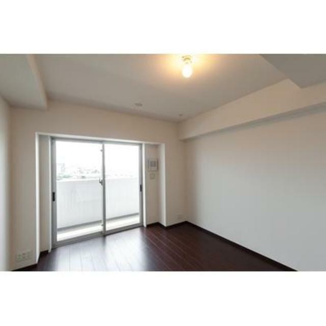 ※写真は同タイプ住戸です。(居間)