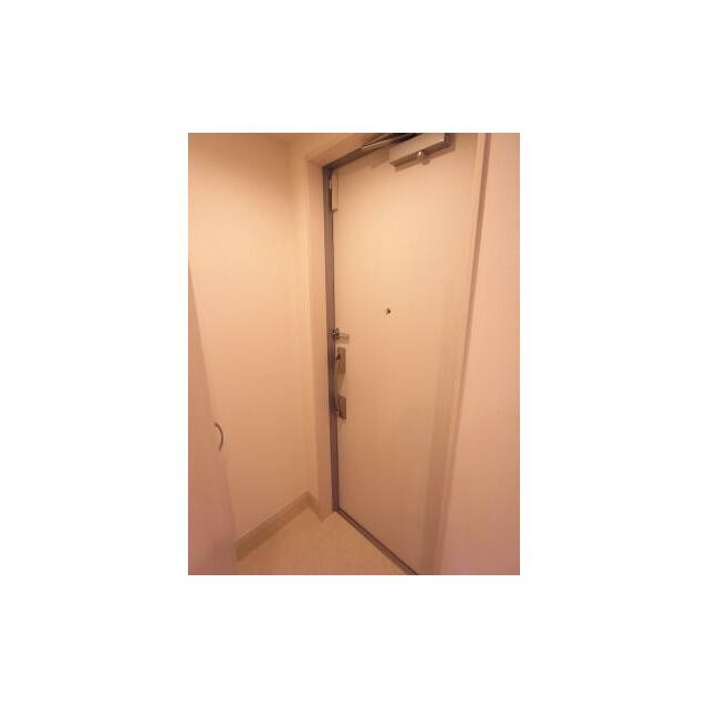 ※同仕様写真含む(玄関)