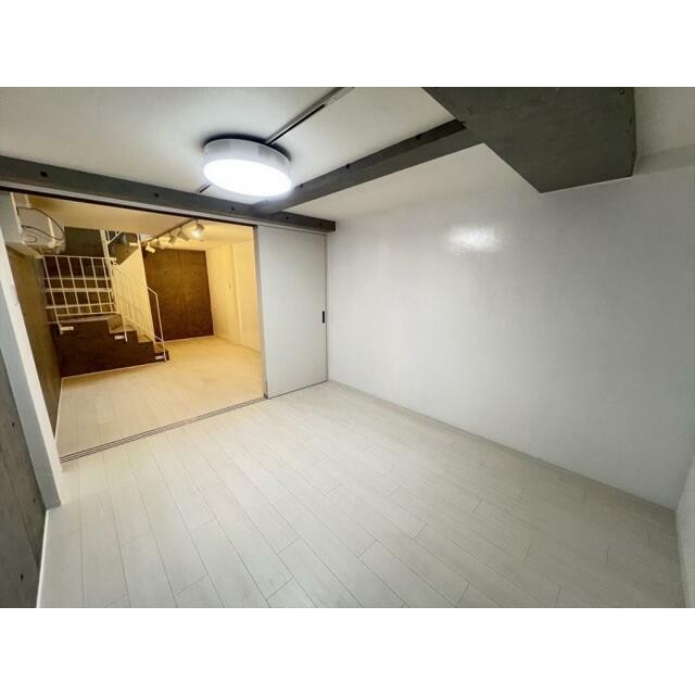 (居間)