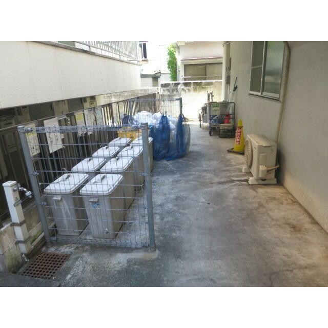 ゴミ置場