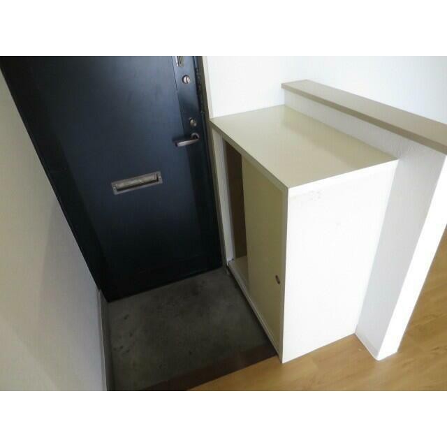 (玄関)