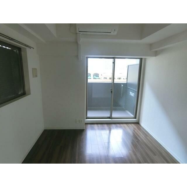 (居間)
