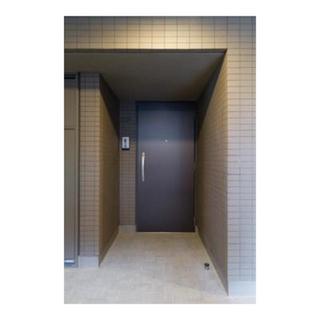 ※写真は同タイプ住戸です。(玄関)
