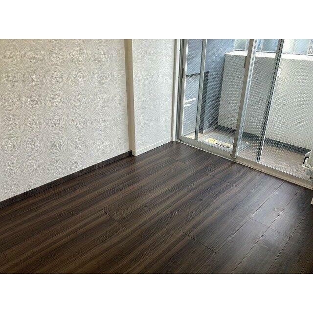 (居間)