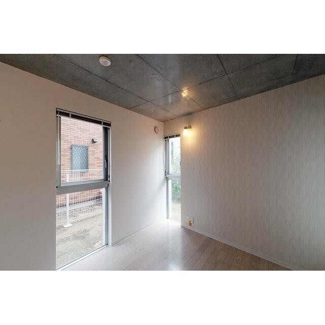 ※写真は同タイプ住戸です。(居間)