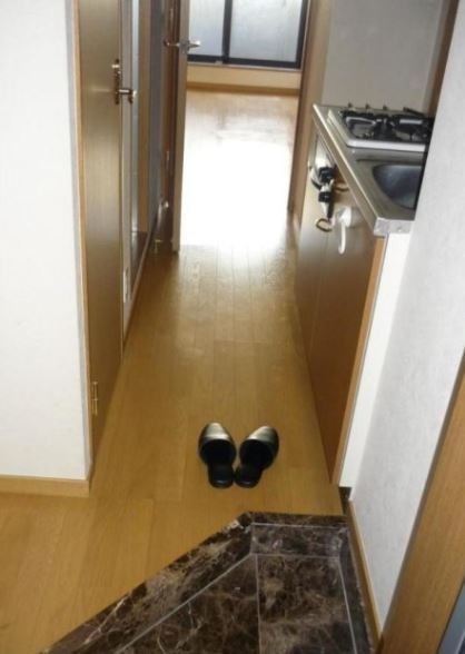 ※同仕様写真含む(玄関)