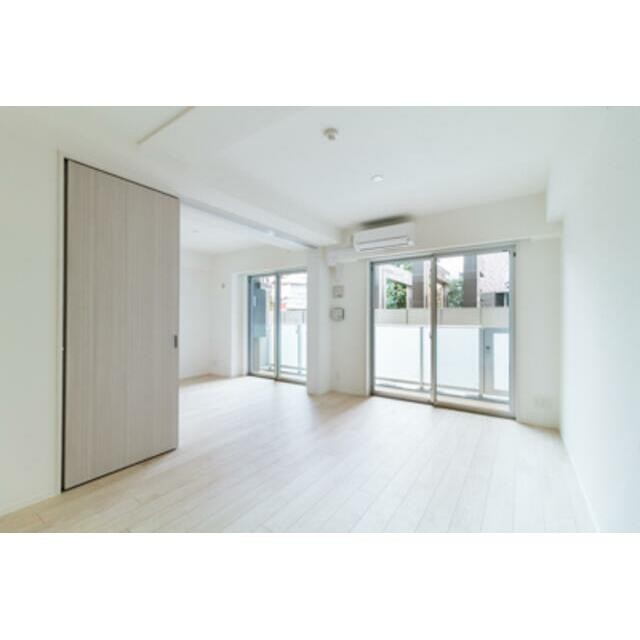 ※写真は同タイプ住戸です。(居間)
