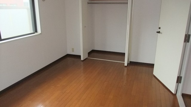 (居間)