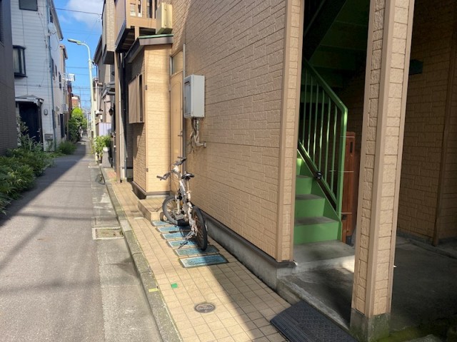 (居間)