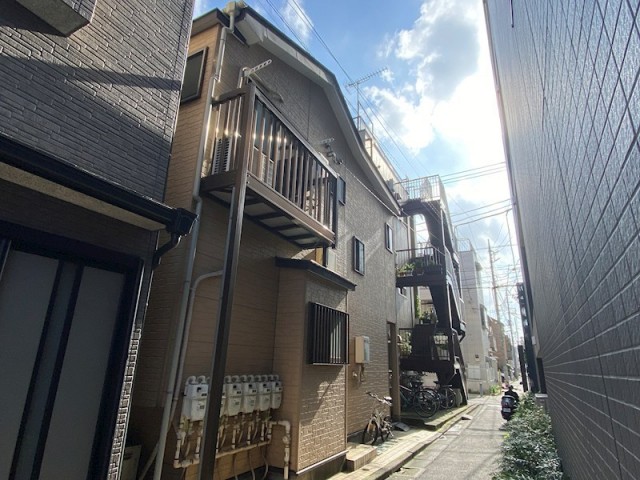 (玄関)