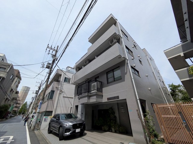 目黒区中目黒2丁目 【賃貸居住】マンション