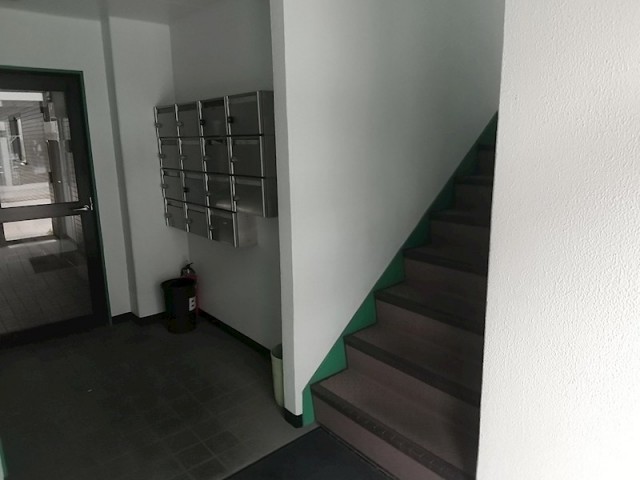 (居間)